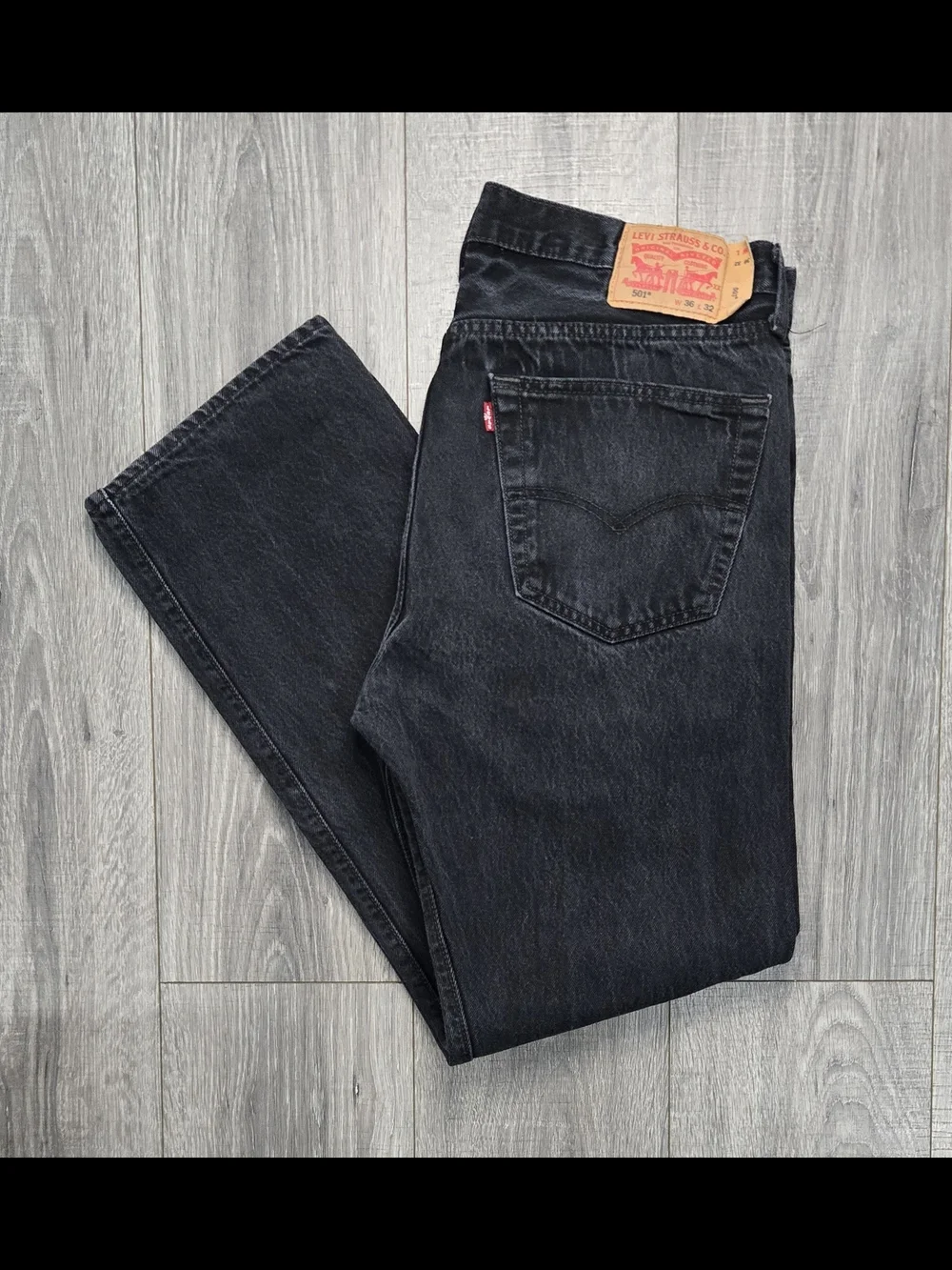 Levi’s 501 Original Fit Jeans Men’s W36 L32 Black Button Fly Straight Leg.